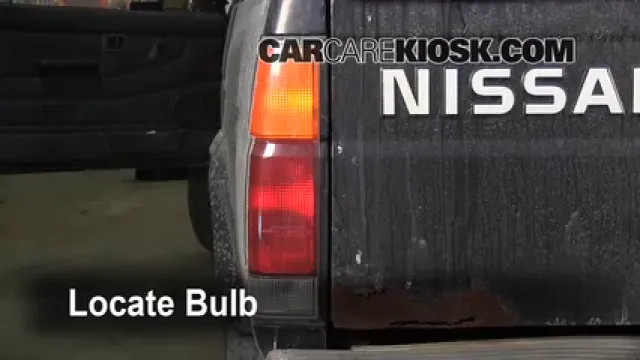 1995 Nissan Pickup XE 3.0L V6 Extended Cab Pickup Éclairage Feux de position arrière (remplacer ampoule)
